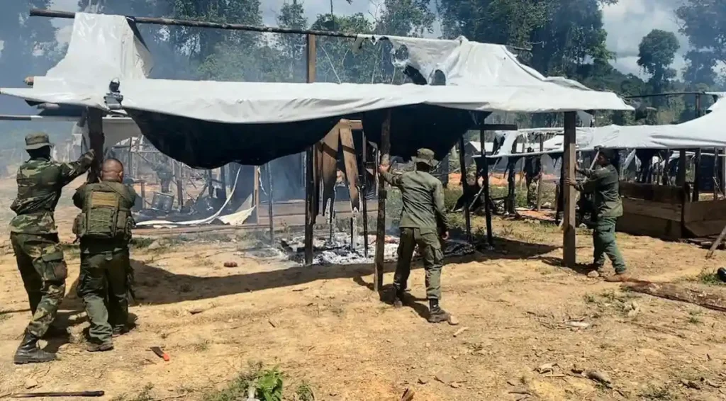 CEOFANB3-CNT-1024x566 FANB inicia plan de reforestación en zonas afectadas por minería ilegal en el país.