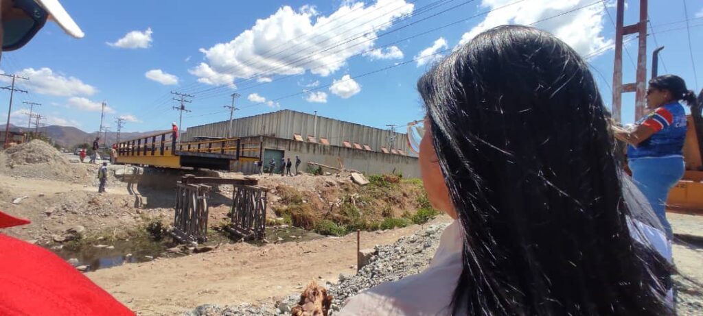 karina-carpio-2-CNT-1024x461 AVANCES: Ejecutivo regional supervisó trabajos de construcción de puente en Zona Industrial de Corinsa.