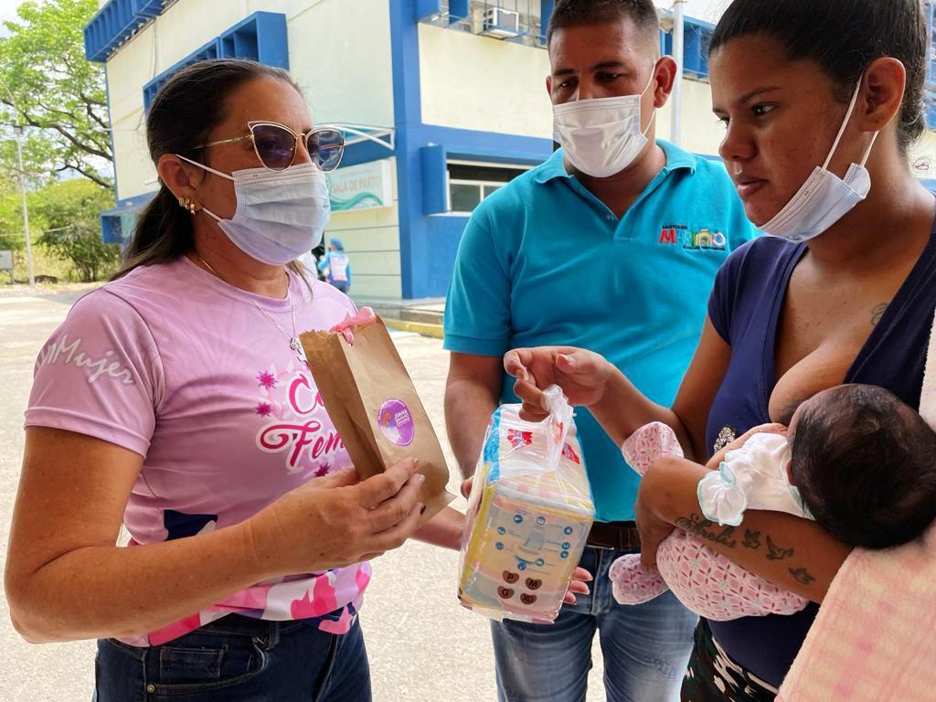 IDENTIDAD-AL-NACER-08 Gobierno municipal llevó atención a madres y recién nacidos en Ambulatorio de Turmero