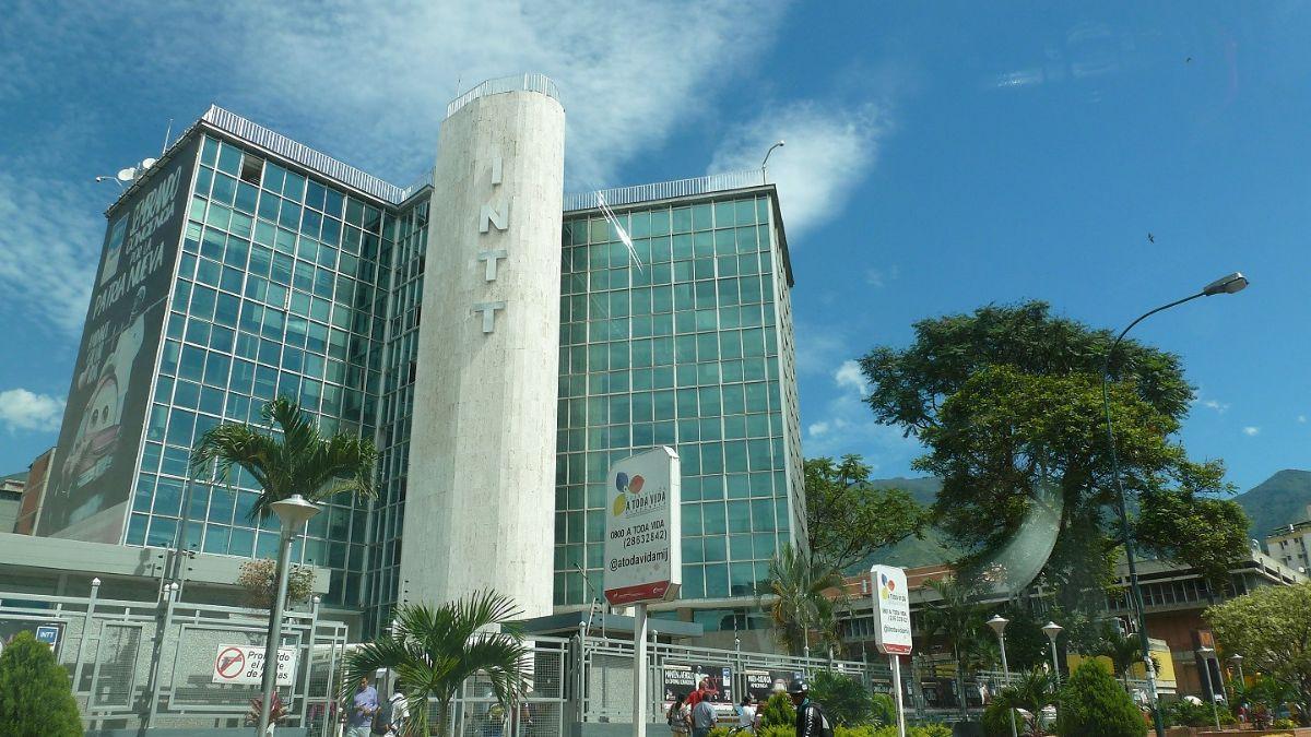 INTT exhorta a los conductores a realizar actualización de placas descontinuadas