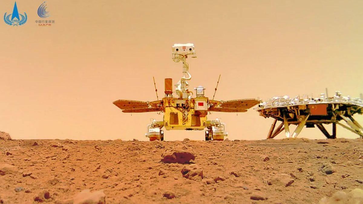 Sonda china halla indicios de agua en estado líquido en Marte