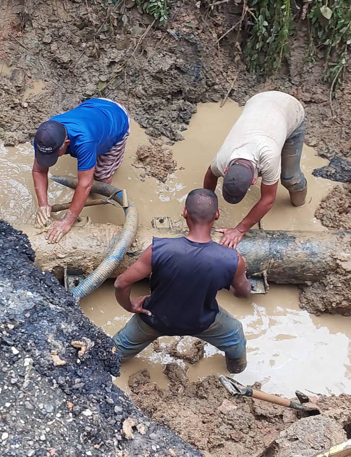 Foto-1 Hidrocentro reparó 5 fugas en línea de distribución Camatagua-Carmen de Cura en Aragua