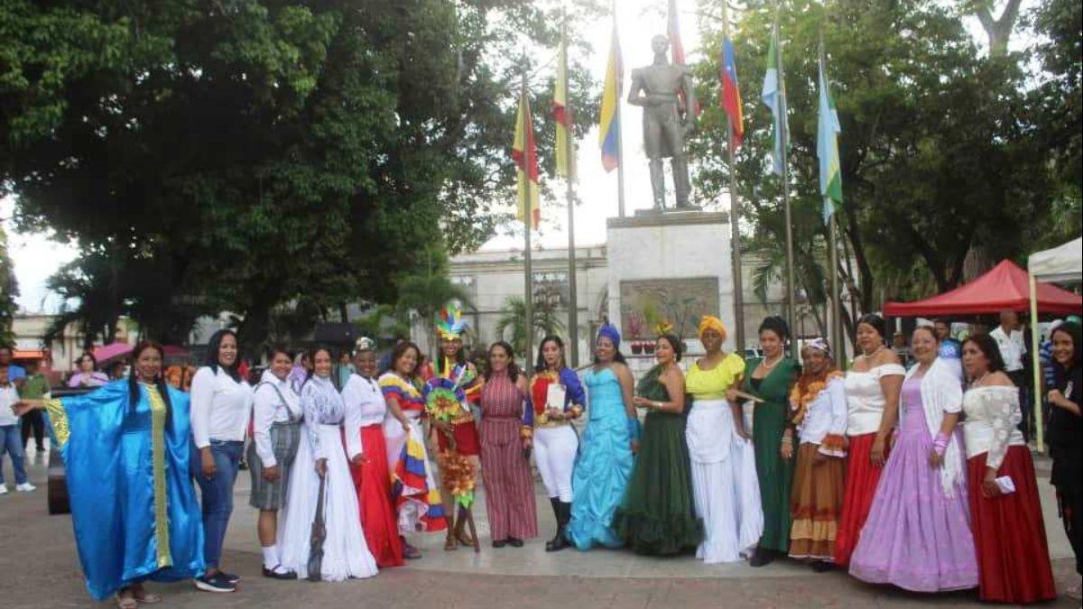 Sesión especial en Santiago Mariño en honor a los héroes y heroínas de la patria