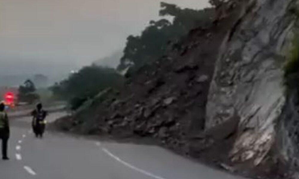 Así quedó tramo de la Autopista Regional del Centro tras derrumbe