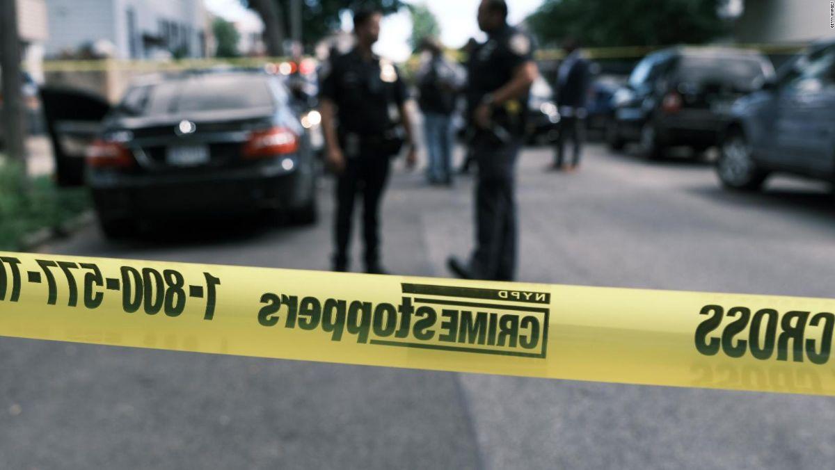 Nueva ola de tiroteos en EEUU dejó 27 muertos entre sábado y domingo