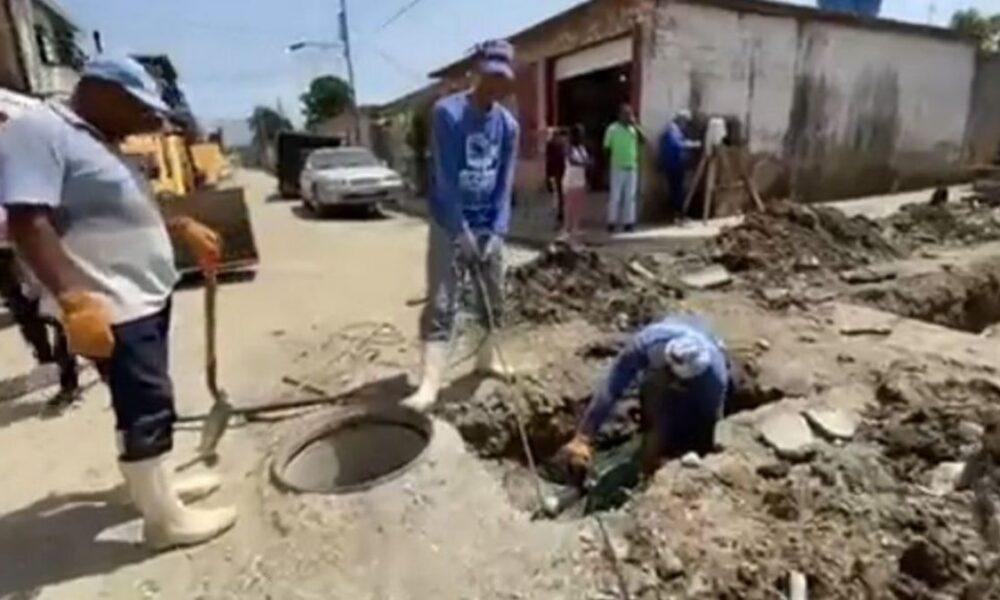 En el sector Alí Primera continúan trabajos de sustitución de colectores