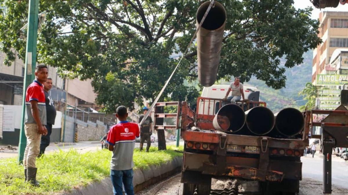 MINAGUAS inició sustitución de 600 metros de tubería de agua potable en La Yaguara