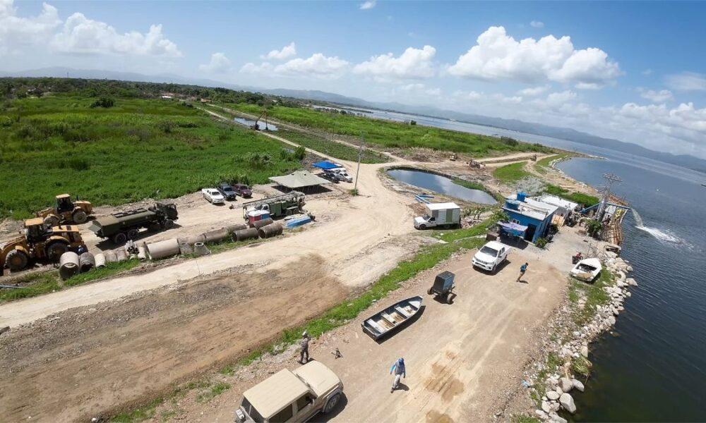MINAGUAS supervisa obras de rehabilitación en terraplén del lago Los Tacarigua