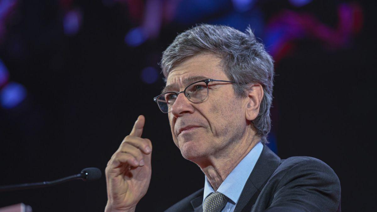Jeffrey Sachs: "Estamos en un mundo multipolar y EE.UU. no lo acepta"