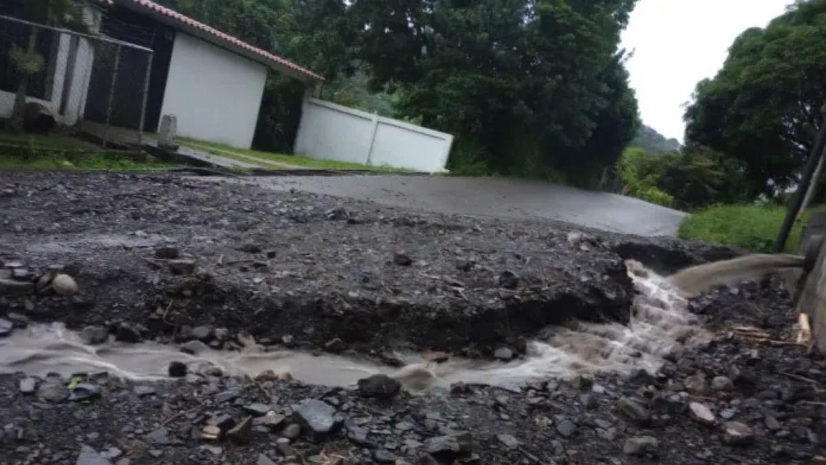 Táchira: Viviendas y carreteras colapsadas en la via a Rubio tras fuertes lluvias