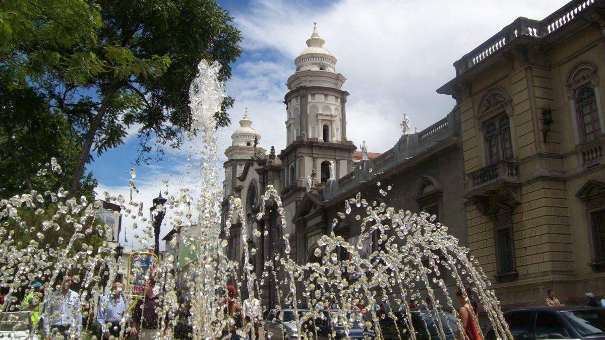 Mérida: Sólo 3h laborarán instituciones públicas