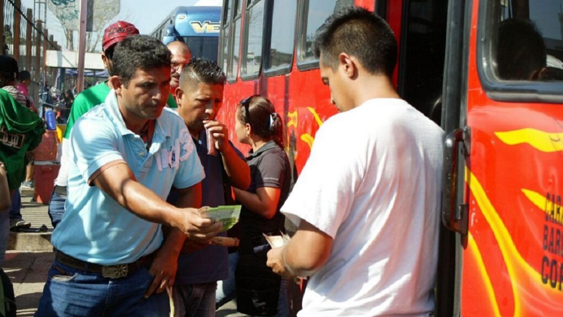 OFICIAL: Se aprueba aumento del pasaje de transporte público