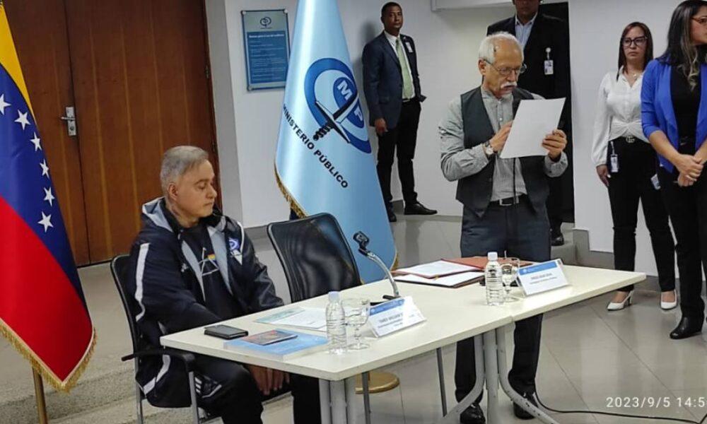 Entregaron al ministerio público más de 200 firmas contra el reguetón