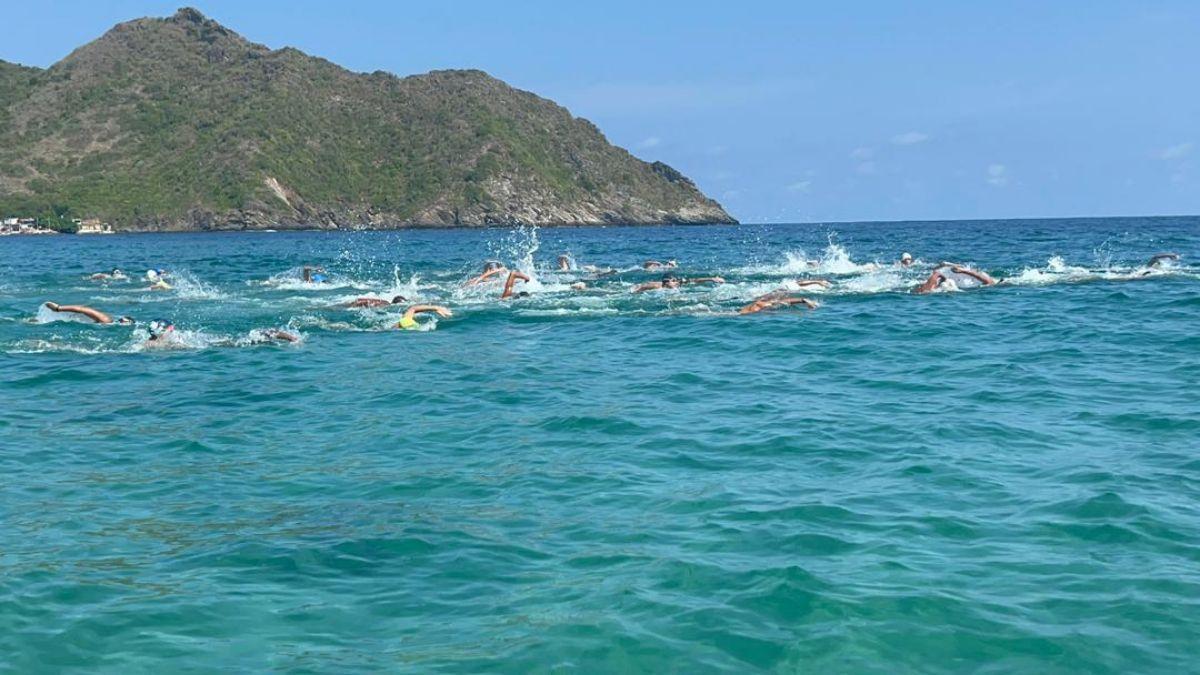 Nadadores aragueños realizan 2da jornada de entrenamiento rumbo a nacional de Aguas Abiertas