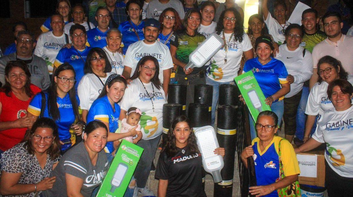 Gabinetes vecinales de Mariño reciben insumos para urbanismos gracias al 1x10