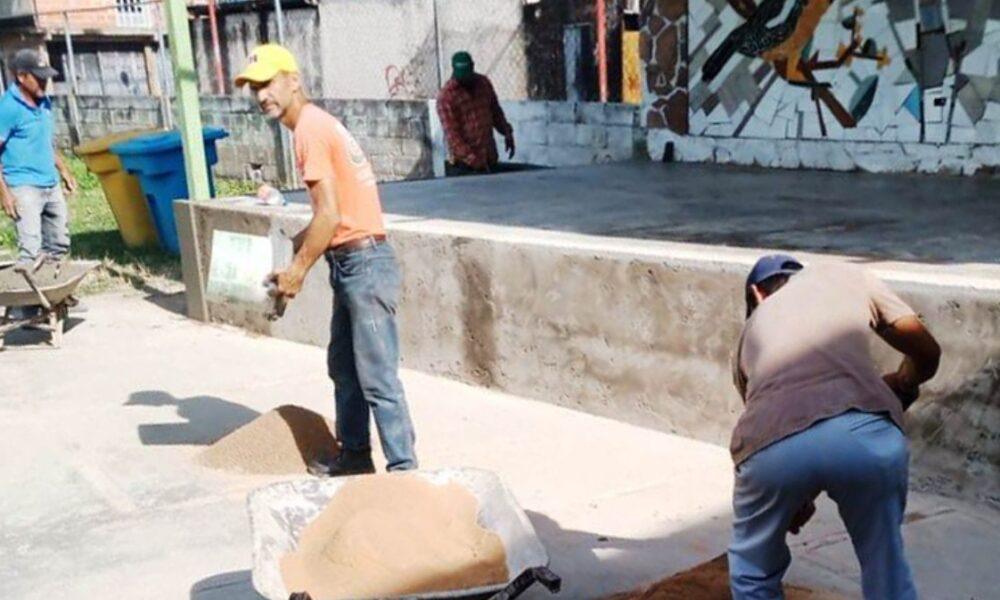 Avanza rehabilitación de la UEE Profesor Rafael Taylhardat Sotillo en Mariño