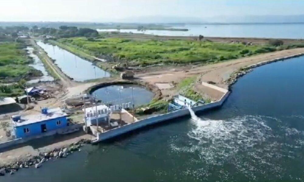 MinAguas avanza con la obra de rehabilitación del terraplén del lago Los Tacarigua