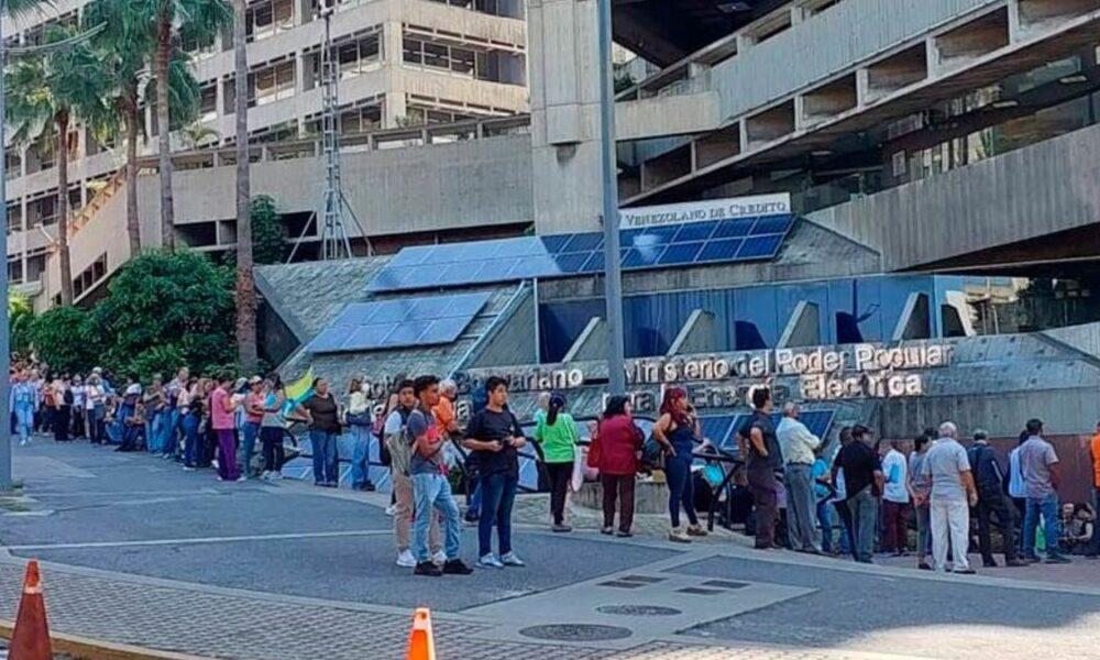 Corpoelec no tiene previsto multas por el Plan Borrón y Cuenta Nueva