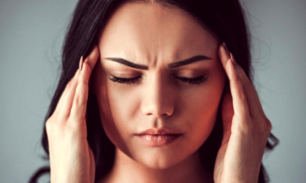 Migraña: Conozca sus principales causas y cómo evitarlas