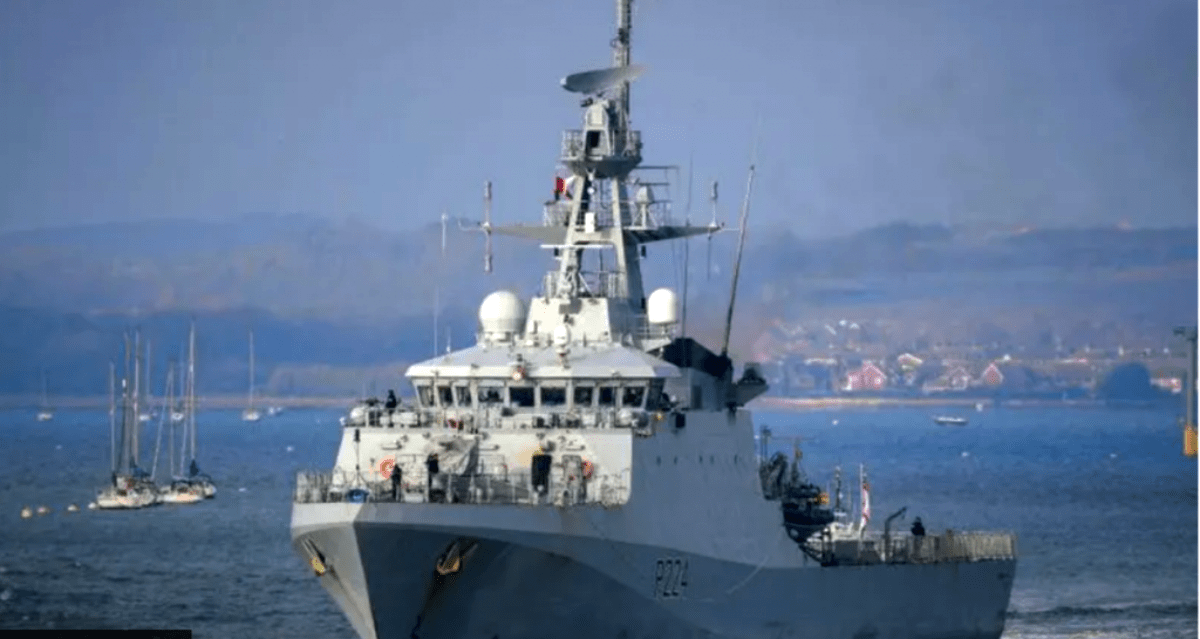 Venezuela activa maniobras militares ante presencia de buque de guerra británico en Guyana