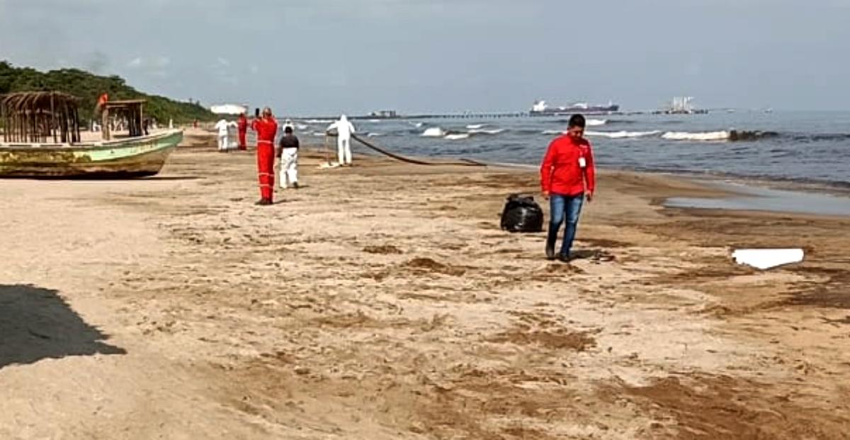 PDVSA: 80% del derrame en El Palito ha sido controlado