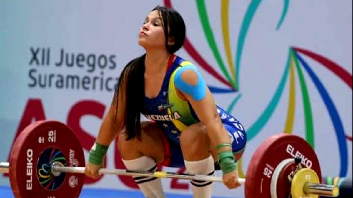 Anyelin Venegas brilla en el Preolímpico de Pesas y se acerca a París