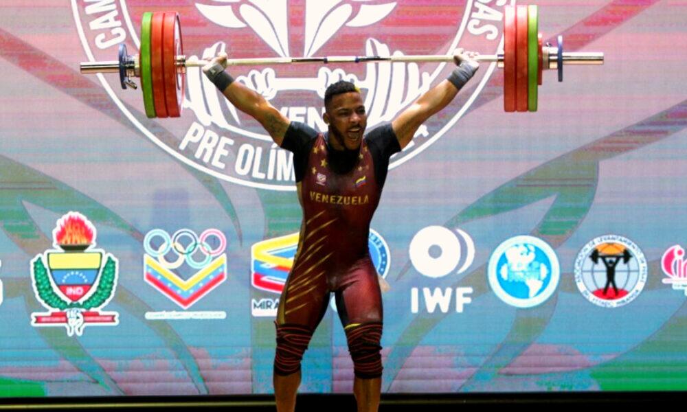 Julio Mayora logra oro en el Panamericano de Pesas