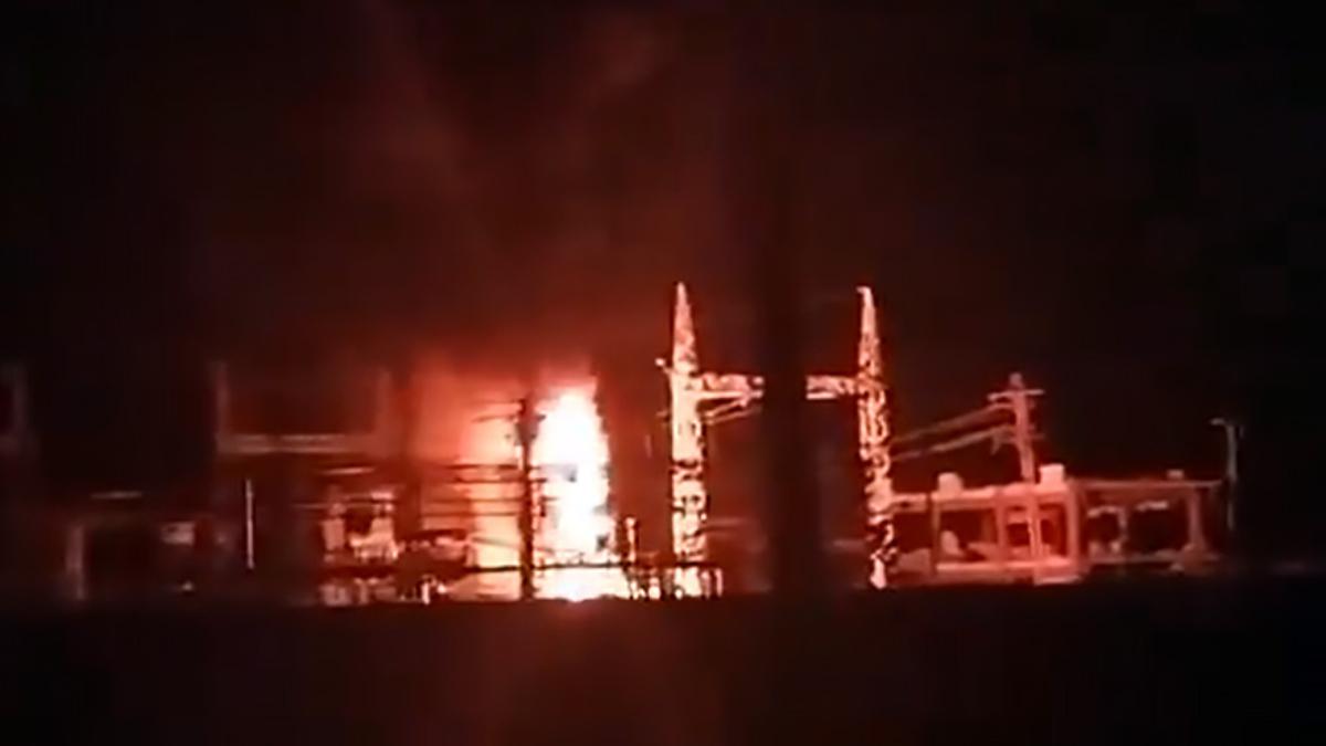 Incendio en subestación Barcelona mantiene sin electricidad al norte de Anzoategui