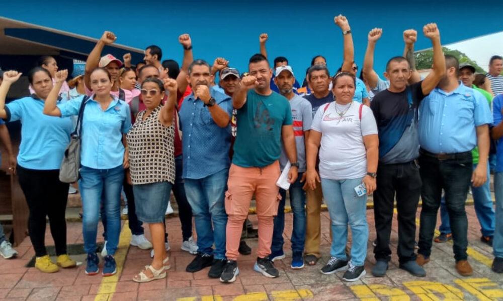 Cojedes: Protestan trabajadores del Clec por deudas contractuales pendientes
