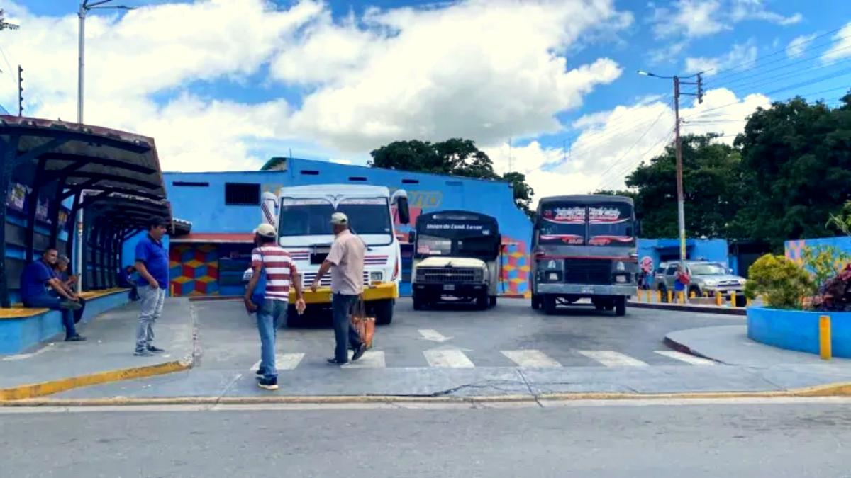 Transporte Público a media maquina en el municipio Sucre