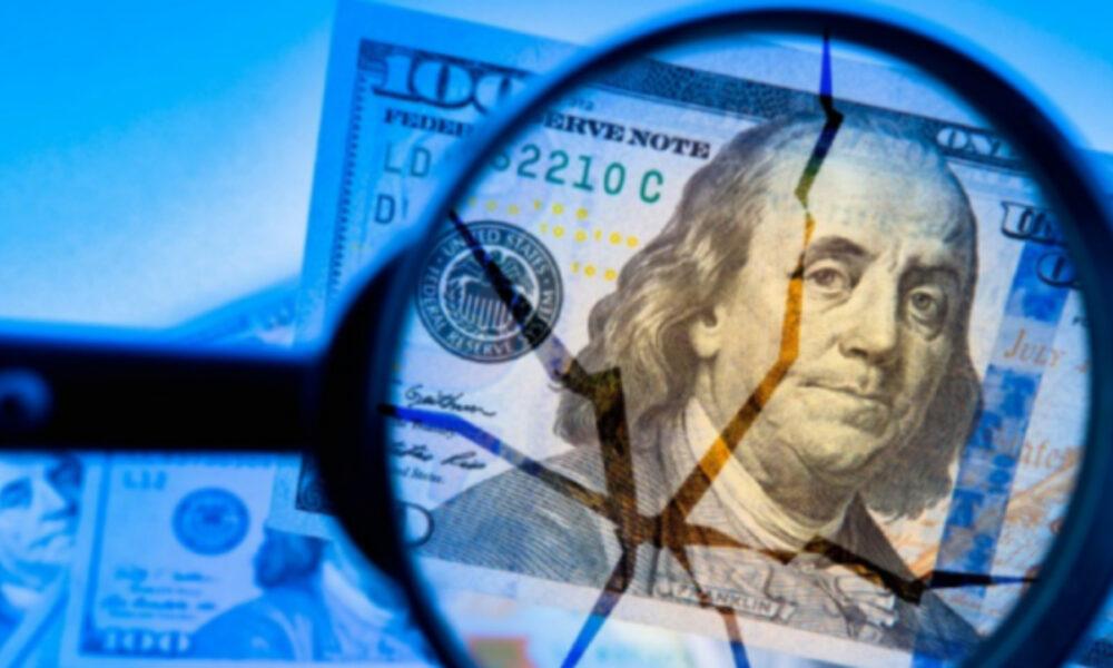 Consumidores prefieren pagar en bolívares ante brecha cambiaria