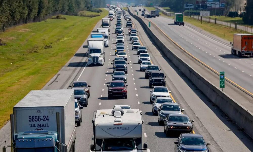 Evacuadas más de 5 millones de personas de Florida ante llegada del huracán Milton