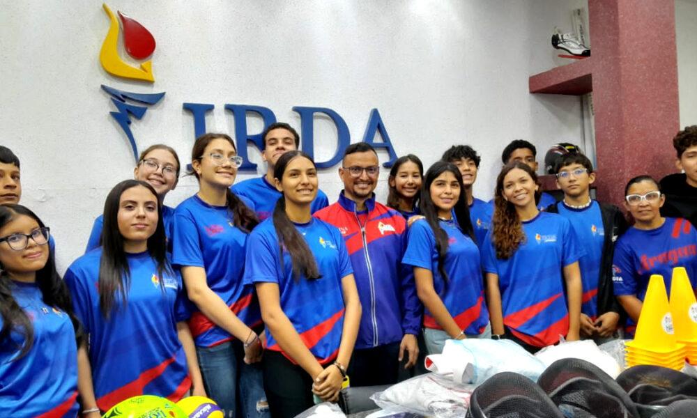 IRDA realizó entrega de equipamiento deportivo a atletas de Aragua para los JDN 2024