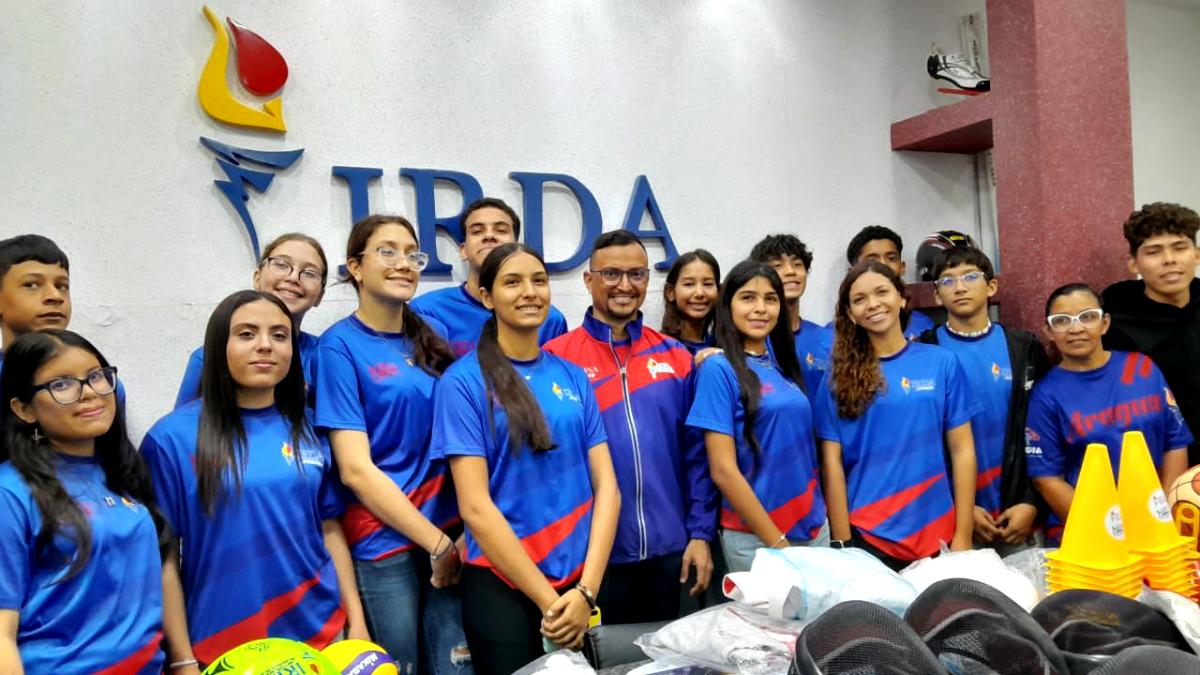 IRDA realizó entrega de equipamiento deportivo a atletas de Aragua para los JDN 2024