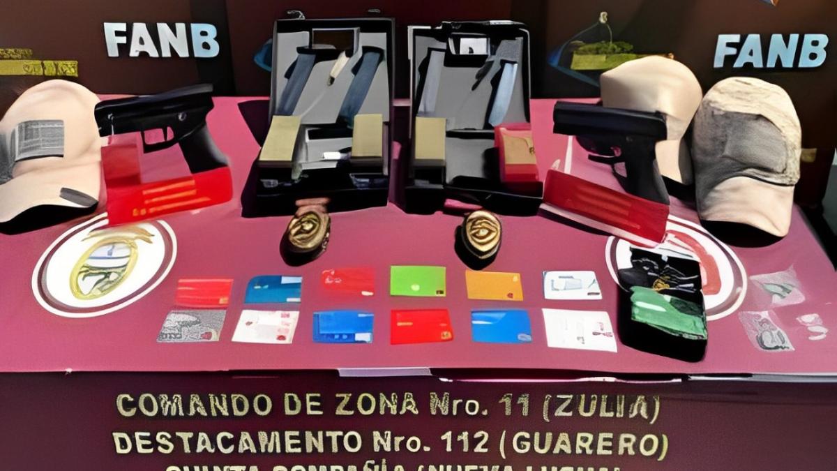 Detienen a dos hombres en Táchira y Zulia e incautan armas y prendas militares con bandera de EEUU