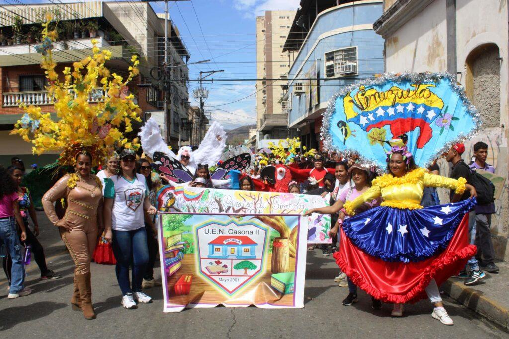 DESFILE-INAUGURAL-FERIAS-DE-CANDELARIA-10-1024x682 Imponente desfile inauguró festividades en honor a la Virgen de Candelaria en Turmero