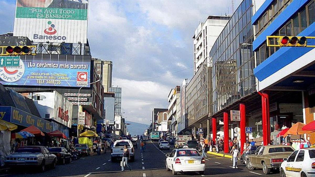 Falta de combustible afecta el transporte en tres municipios de Táchira