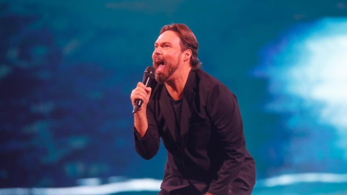 George Harris fracasa estrepitosamente en su presentación en Viña 2025