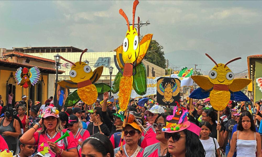 Multitudinario desfile de disfraces da inicio a los Carnavales en Cagua + Galería