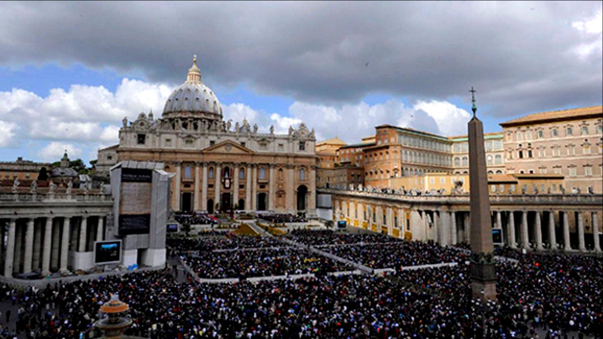 Vaticano podría celebrar los ritos de Semana Santa sin el papa
