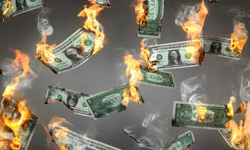 El dólar pierde peso en la banca venezolana