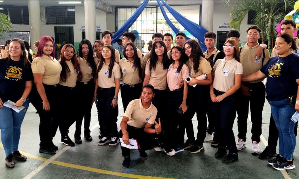 Se realizó con éxito la 5ta Feria Vocacional 2025 en Cagua + Galería