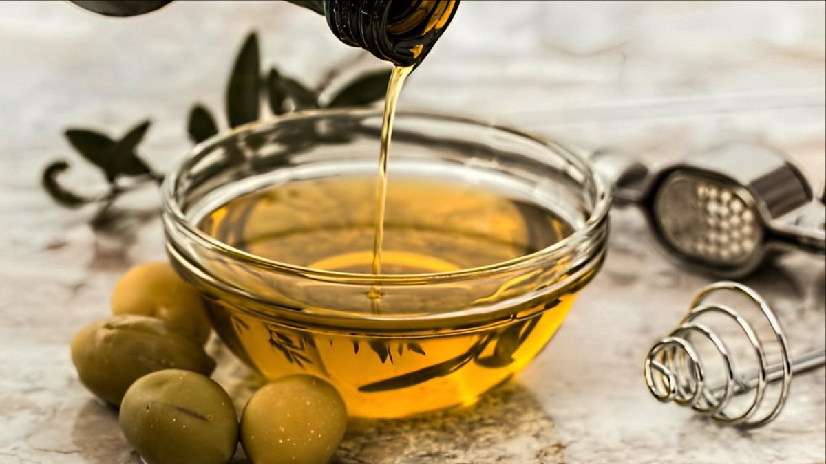 Grasas saludables: por qué los expertos recomiendan alternativas a los aceites vegetales refinados