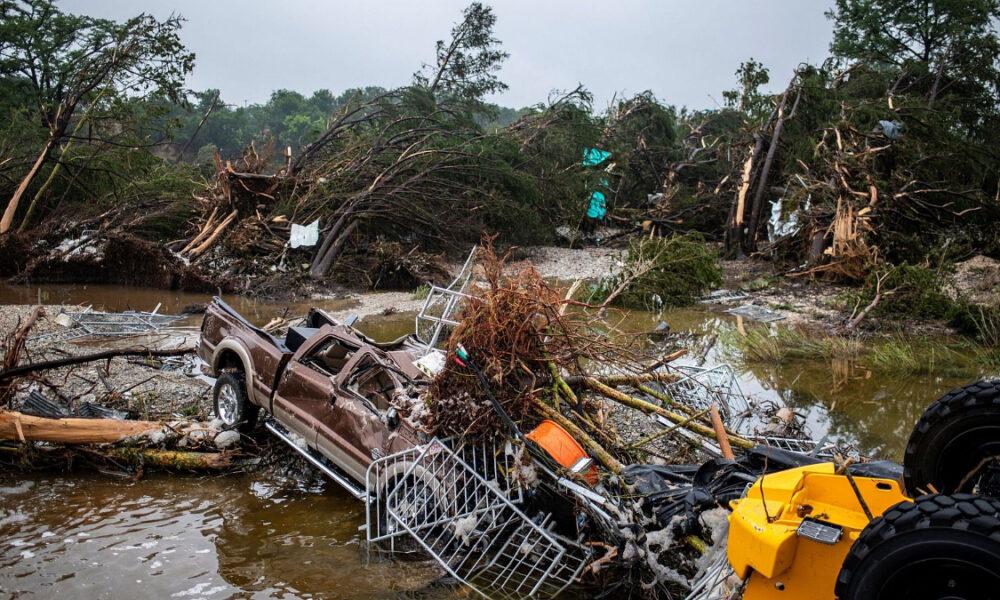 Inundaciones en Texas dejan 70 muertos y 11 niñas desaparecidas tras crecida del río Guadalupe