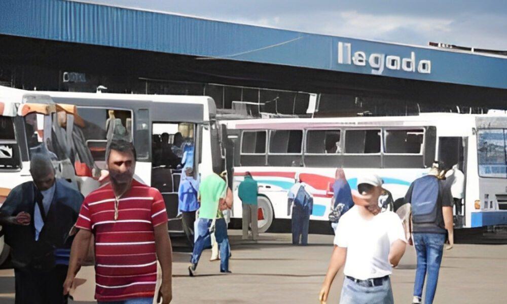 Usuarios reportan aumento irregular de pasajes en ruta Turmero-Maracay sin autorización oficial