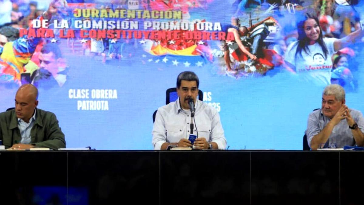 Pdte. Maduro ordena despliegue militar de 72 horas en costas venezolanas
