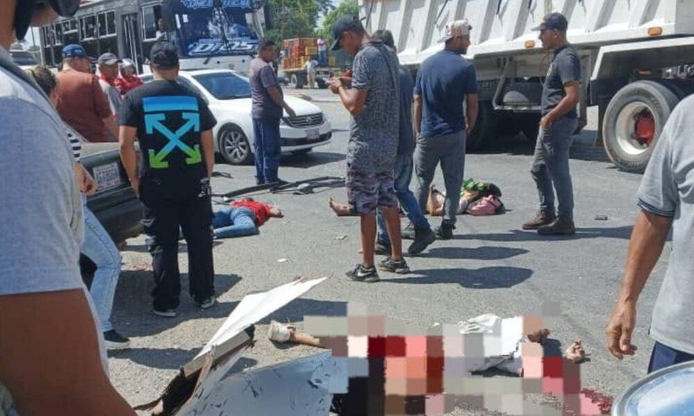 Cuatro fallecidos y 13 heridos en triple colisión en avenida de Barquisimeto