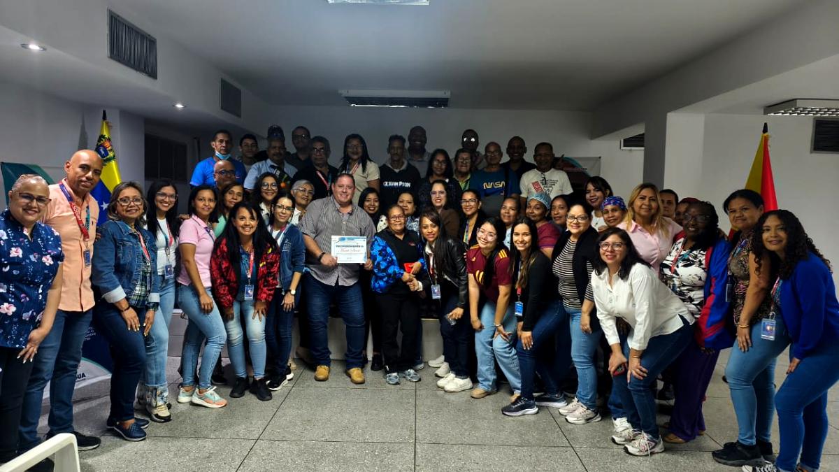 Asodiam fortalece equipo con taller de valores laborales