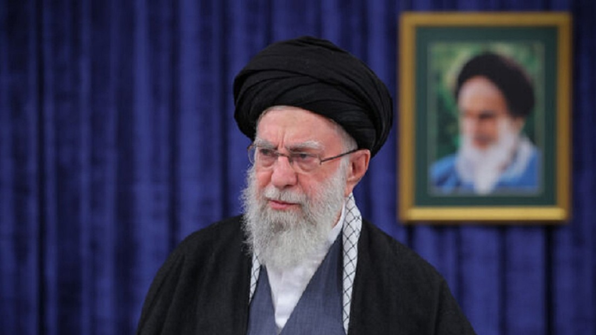 Irán desmiente muerte de Jameneí y asegura que comanda la defensa