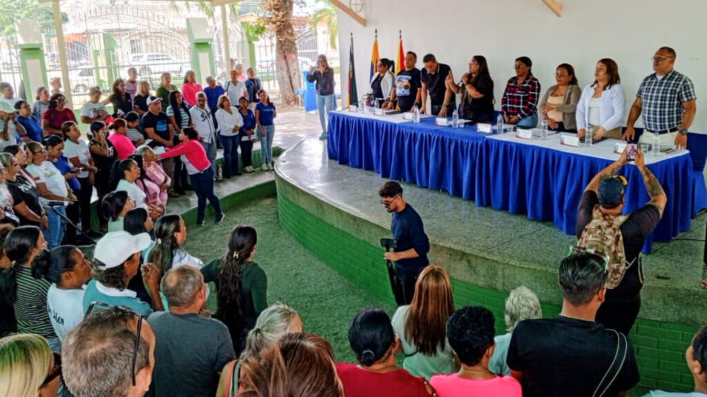 Cabildo en Lamas exige fin de sanciones de EE.UU.